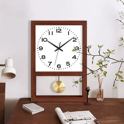 Horloge en bois massif