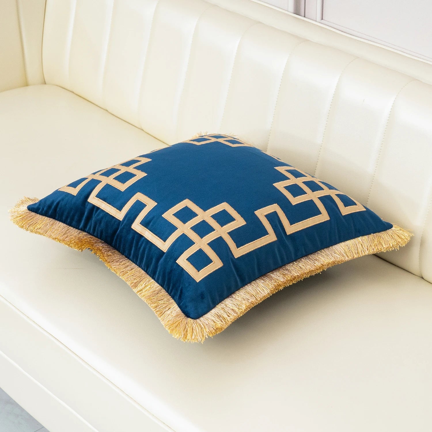 Tasseled Velvet Cushion Cover Style A-BLUE Detail