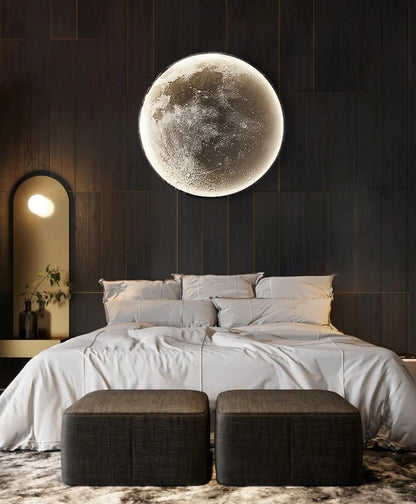 Lunar Beauty Wall Lamp